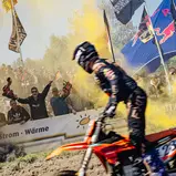 Die Fans in Fürstlich Drehna sorgen traditionell für gute Stimmung „Rund um den Mühlberg“
