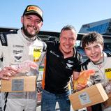 Pavel Lefterov und Mark Kastelic mit ihrem Teamchef Dominik Olbert 
