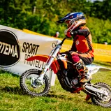 Bei der ADAC MX Academy wird den teilnehmern alles gestellt, vom Motorrad bis zur gesamten Schutzausrüstung.