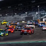 Der Start ins zweite ADAC GT Masters-Rennen auf dem Nürburgring