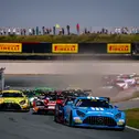Mitten im Hochsommer geht es für die DTM durch die Dünen von Zandvoort
