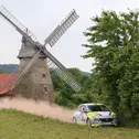 Nico Knacker und Co-Pilot Enrico Flores-Trigo gewinnen in der 2WD-Wertung