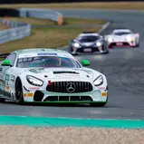 #4 Robert Haub/Gabriela Jílková (Drago Racing Team ZVO / Mercedes-AMG GT4)