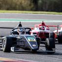 Kacper Sztuka (16/POL) fuhr für US Racing aufs Podium