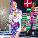 Kindheitstraum erfüllt: Ford-Pilot Finn Wiebelhaus auf dem DTM-Podium