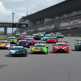 Tim Jarschel holt seinen zweiten Sieg bei der DTM eSports Championship 2024