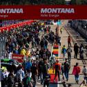 Beim Pitwalk können die Fans den Rennställen bei der Vorbereitung zuschauen