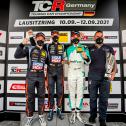 Das Samstagspodium der ADAC TCR Germany auf dem Lausitzring