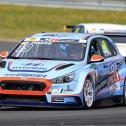 Nach den beiden Auftaktrennen belegt Max Hesse Gesamtrang zwei in der ADAC TCR Germany