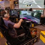 Besucher der Essen Motorshow können die Simulatoren mit der DTM Experience von RaceRoom während der gesamten Messe selbst kostenlos ausprobieren