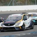 #33 / Philipp Regensperger / Regensperger Racing / Opel Astra TCR