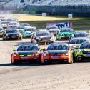 Bei sechs ADAC GT Masters-Veranstaltungen ist der Porsche Carrera Cup Deutschland dabei (Credit: Porsche)