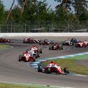  20 Fahrer aus 14 Nationen gingen im vierten Saisonrennen auf dem Hockenheimring an den Start