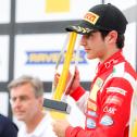 Rafael Camara (17/BRA/Prema Racing) kam als bester Rookie auf Rang zwei ins Ziel