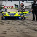 Christian Engelhart (D), Ayhancan Güven (TR) / #91 Porsche 911 GT3 R / Team Joos Sportwagentechnik / Nürburgring