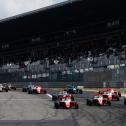 Der Start zum zehnten Saisonrennen auf dem Nürburgring