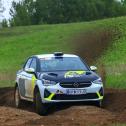 Rollige Angelegenheit: Auch in Lettland muss sich der Corsa Rally4 auf Schotter beweisen