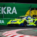 Finn Gehrsitz und Sven Müller feierten beim Auftakt in Hockenheim bereits einen Sieg