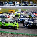 Die Titelentscheidung im ADAC GT Masters wurden durch den Sieg von Hites und Mapelli auf das finale Rennen am Sonntag vertagt
