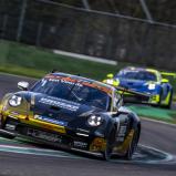 Mit Titelverteidiger Larry ten Voorde tritt der Porsche Sixt Carrera Cup Deutschland sechsmal bei der DTM an (Foto: Porsche)