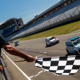 Cedric Fuchs gewann im ADAC Tourenwagen Junior Cup zweimal vor Mike Müller. (Foto: ADAC Tourenwagen Junior Cup)