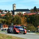 Mit seinem dritten Platz sicherte sich WRC-Tabellenführer Thierry Neuville (Hyundai) mit Co-Pilot Martijn Wydaeghe wichtige Punkte im Kampf um den Weltmeistertitel und reist als Favorit zum Finale nach Japan