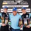 Teamchef Franz Konrad (Mitte) vertraut weiterhin auf Danny Soufi (rechts), der zusammen mit Torsten Kratz (links) im vergangenen Jahr Vize-Champion des Prototype Cup Germany wurde