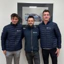 Nico Hantke, Teamchef Ron Moser und Denis Bulatov (v.l.) (Foto: Scherer Sport PHX)