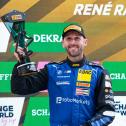 Erhielt den Pokal für den dritten Platz: René Rast