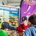 Nostalgie am ADAC Stand: Die Flipper-Automaten aus den 1960er Jahren waren bei Groß und Klein beliebt
