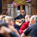 Den Messeaufenthalt ließen viele Besucher am ADAC Clubabend mit Live-Musik in der Messe-Alm ausklingen