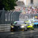 Im BMW M4 GT4 konnten Besler/Piana auf Platz zwei fahren