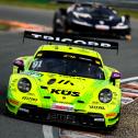 Porsche-Pilot Thomas Preining setzte sich im Duell gegen Jack Aitken durch 