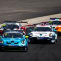 Etienne Ploenes (vorne) feierte seinen ersten Saisontriumph in der Porsche Sprint Challenge Deutschland GT3 (Foto: Porsche Sports Cup)