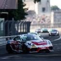 Der Porsche von Razoon - more than Racing komplettierte das Podium