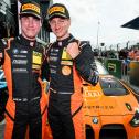 Liegen nur einen Punkt hinter den Führenden: Die BMW-Piloten Leyton Fourie/Tim Zimmermann von FK Performance Motorsport