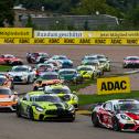 Die ADAC GT4 Germany begeistert auf dem Sachsenring mit einem vollen Feld