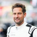 Alfred Renauer fährt gemeinsam mit Felix Neuhofer im Porsche 911 GT3 R