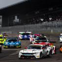 Finn Wiebelhaus und Salman Owega führen im Ford Mustang GT3 die Meisterschaft an