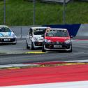 Julian Konrad wird von Mike Müller nicht nur auf der Strecke, sondern auch in der Gesamtwertung des ADAC Tourenwagen Junior Cup gejagt (Foto: ADAC Tourenwagen Junior Cup)