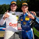 Ben Dörr und Guilherme de Oliveira strahlen nach ihrem Sieg