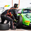 #90 Ayhancan Güven (TUR / Porsche 911 GT3 R / Manthey EMA), Nürburgring
