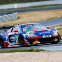 #15 Patric Niederhauser / Luca Engstler (Rutronik Racing / Audi R8 LMS GT3 Evo II)