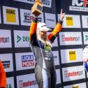 #26 Jessica Bäckman / ROJA Motorsport by ASL Lichtblau / Hyundai Veloster N TCR