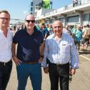 Soutschka mit Smith und Papadopoulos (v.l.) 