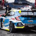 #21 / Szymon Ladniak / Halder Motorsport / Honda Civic FK7 TCR