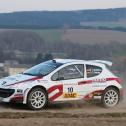 Heimspiel im Vogelsberg: Nico Leschhorn im Peugeot 207 S2000