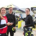 Competition auf der Piste, gute Stimmung im Service: Lina Meter, Max Reiter und Jara Hain (v.l.n.r.)
