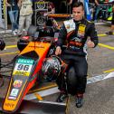 Mit 15 Siegen 2015 und 2016 ist Mawson erfolgreichster Fahrer der ADAC Formel 4