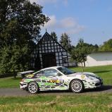 #27	A. Dahms - P. Schubert / Porsche 996 GT3 (NC 1) 